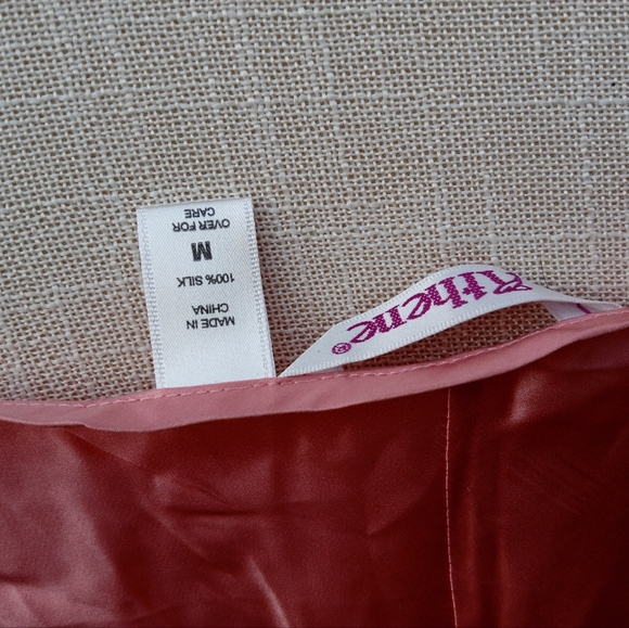 SOLD! 100% Silk Lingerie Dress, NWT, Vintage, 🪸 Coral Colored - Picture 4 of 5